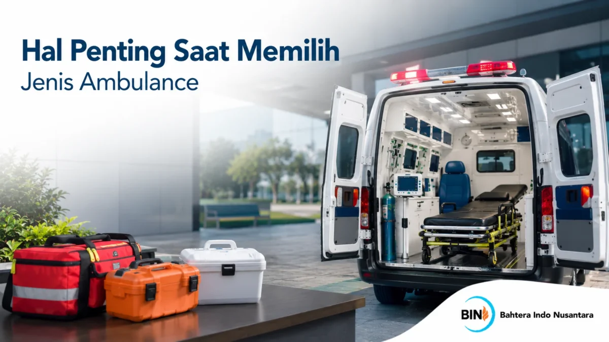 Mobil ambulance dengan perlengkapan medis darurat yang disesuaikan berdasarkan kebutuhan pelayanan pasien.